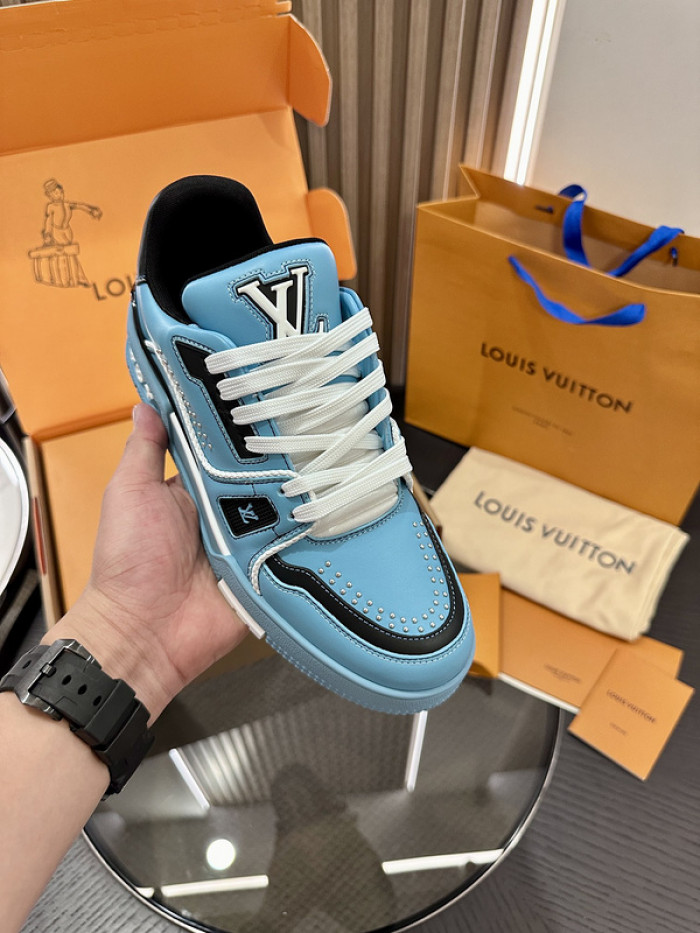LV snekaers L0000358