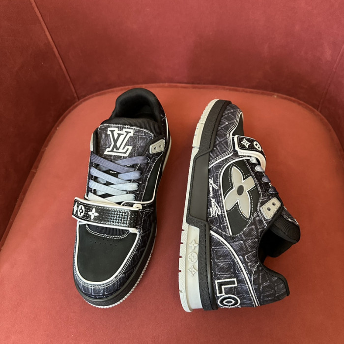 LV snekaers L0000459