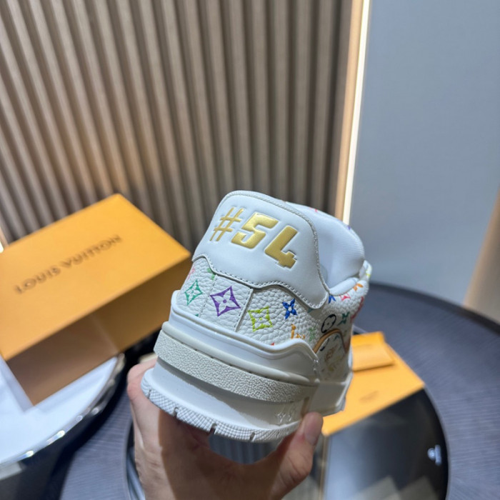 LV snekaers L0000496