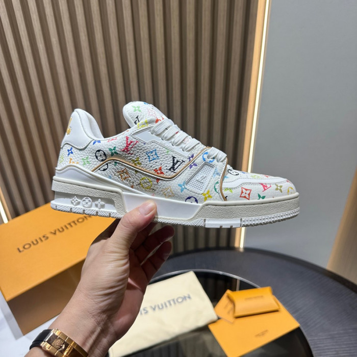 LV snekaers L0000496