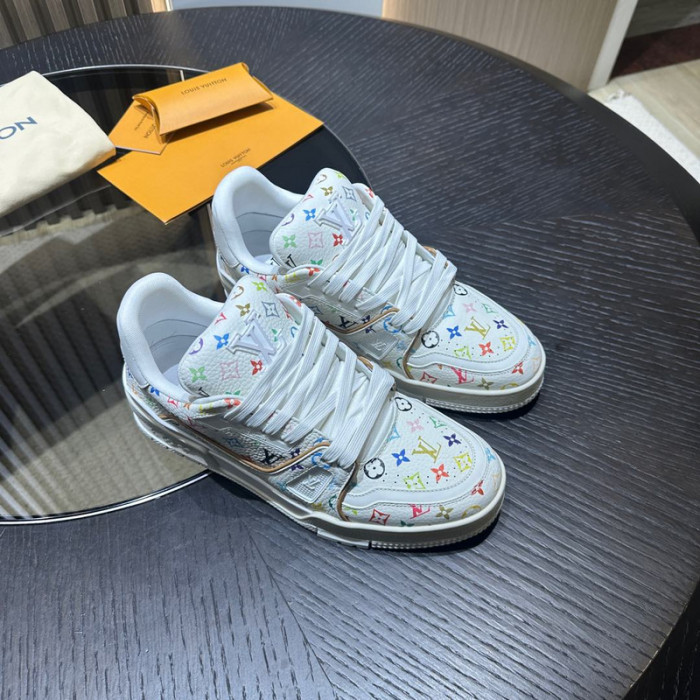 LV snekaers L0000496