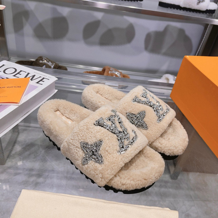 L&V sandal 100