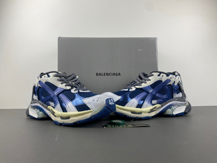 Ba1en*iaga runner sneaker wrung 2410