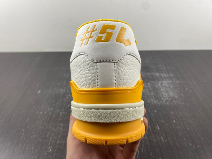 LV snekaers L0000530