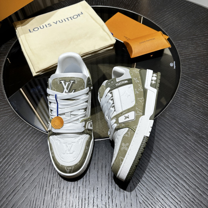 LV snekaers L0000605
