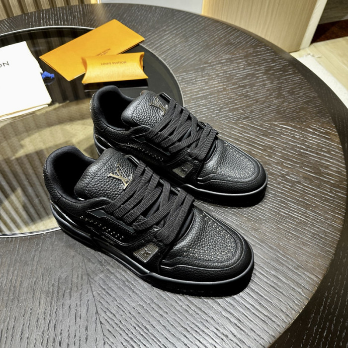 LV snekaers L0000603