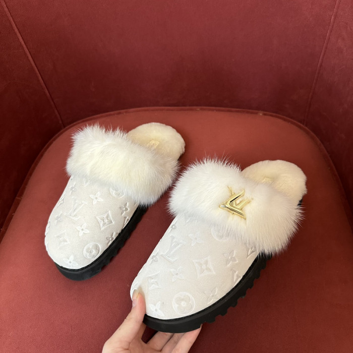 L&V sandal 113