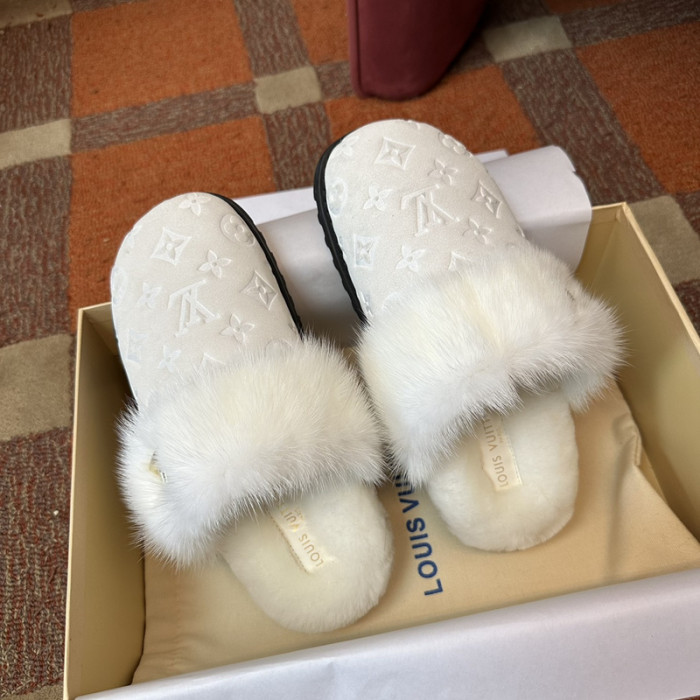 L&V sandal 113