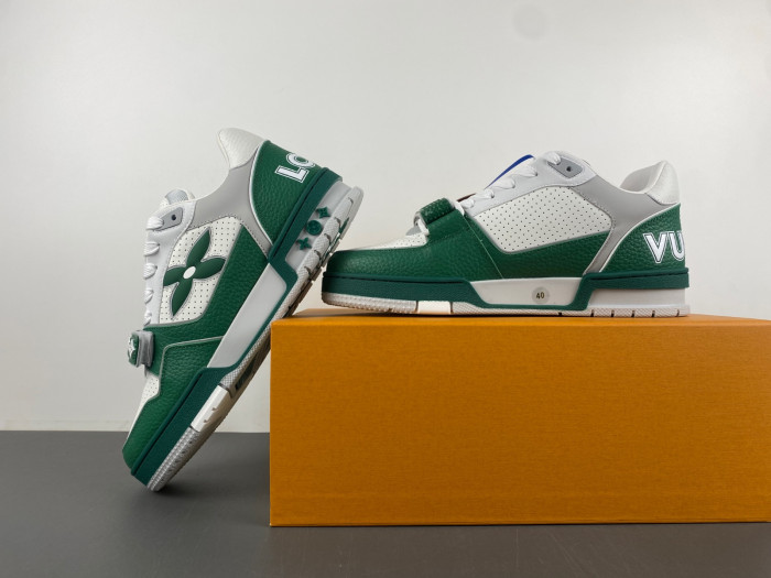 LV snekaers L0000539