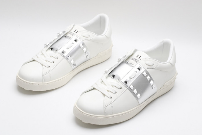 Va1e*ntin0 sneakers vt024