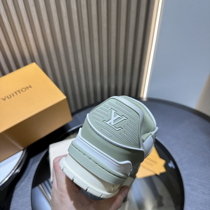 LV snekaers L0000435