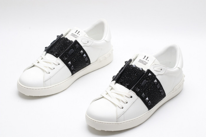 Va1e*ntin0 sneakers vt023