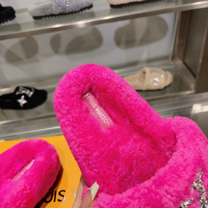 L&V sandal 106