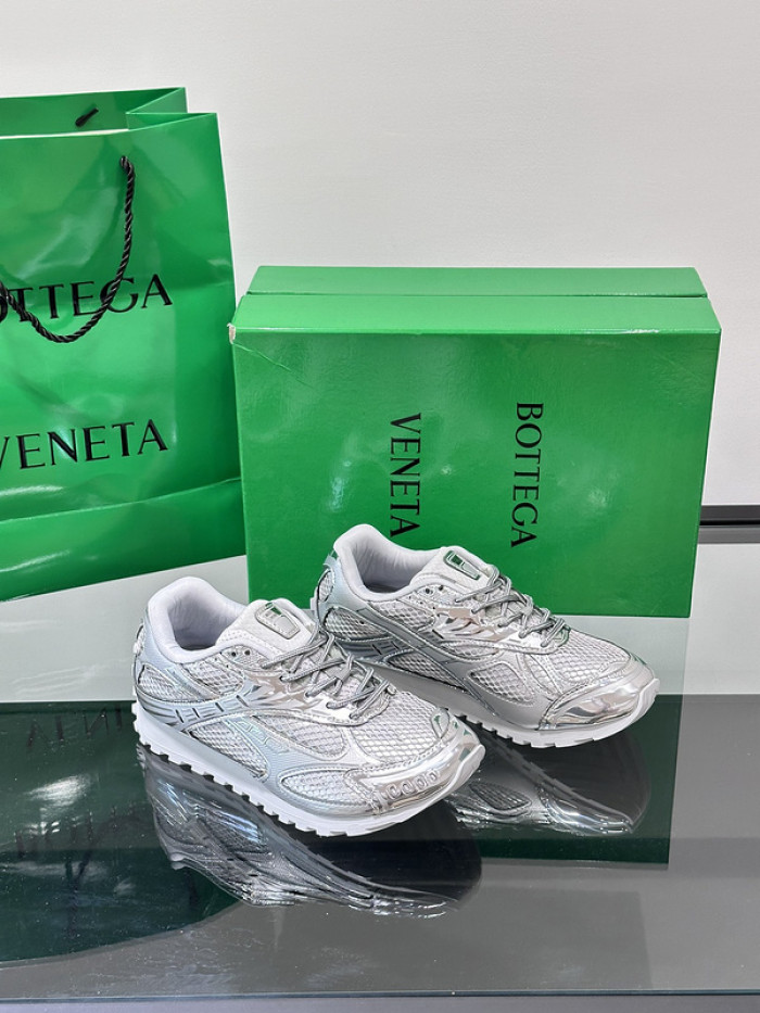 b0tt*ga Ven*ta sneakers bv00047