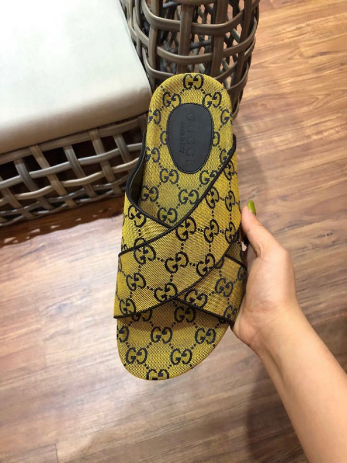 G*u*i* sandal142