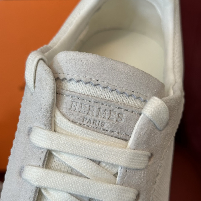 H**me5 snekaers hm034