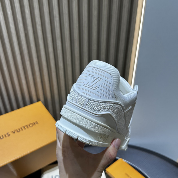 LV snekaers L0000566