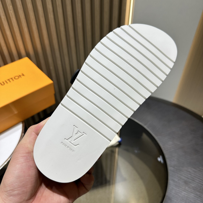 L&V sandal 151