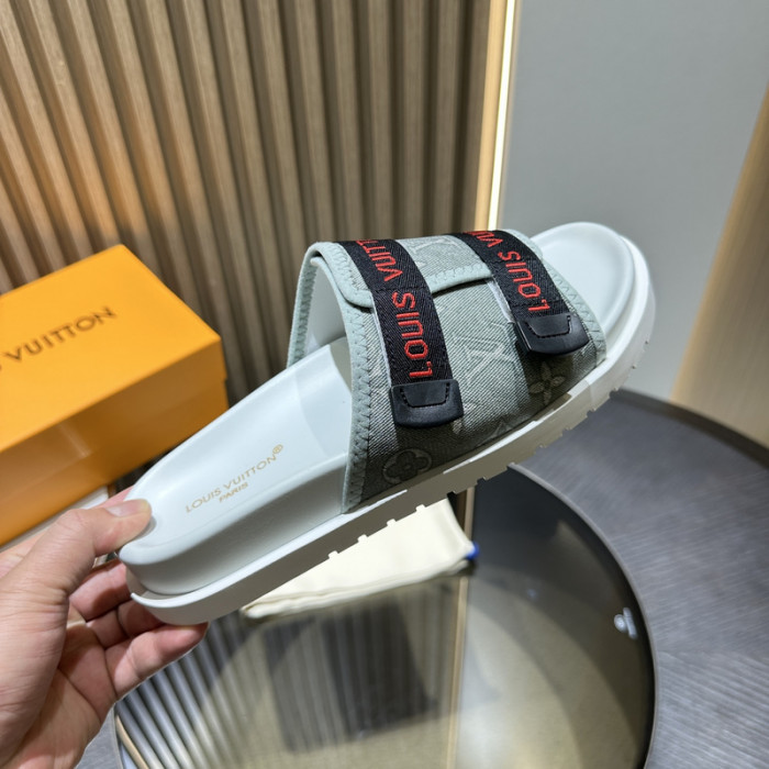 L&V sandal 151