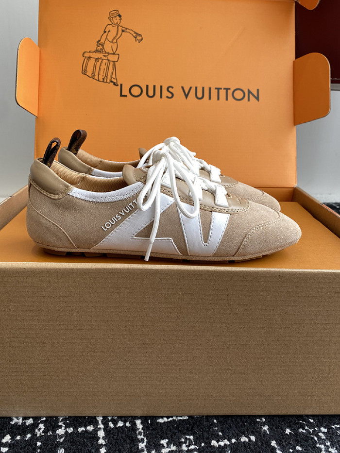 LV snekaers L0000570