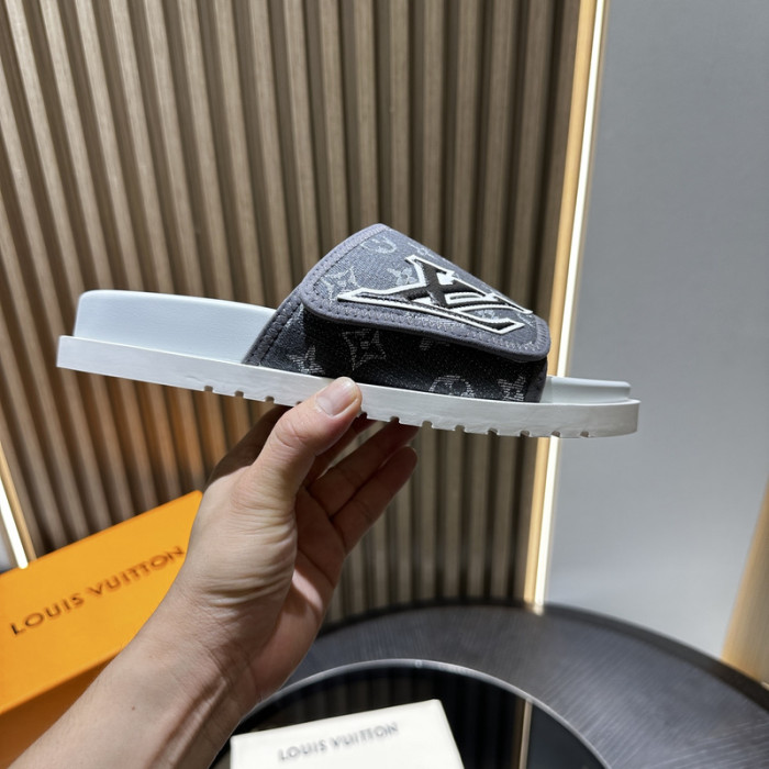 L&V sandal 172