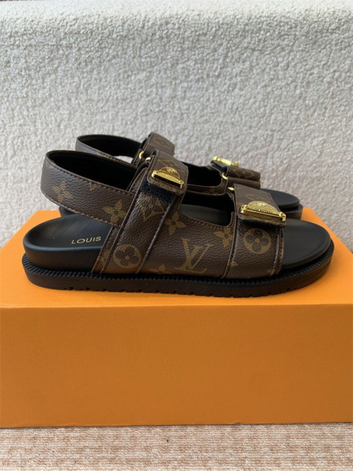 L&V sandal 207