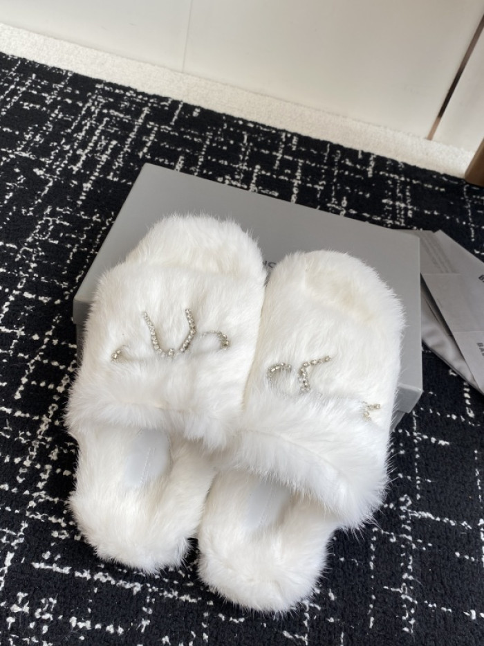 Balenciag* Sandal BS106