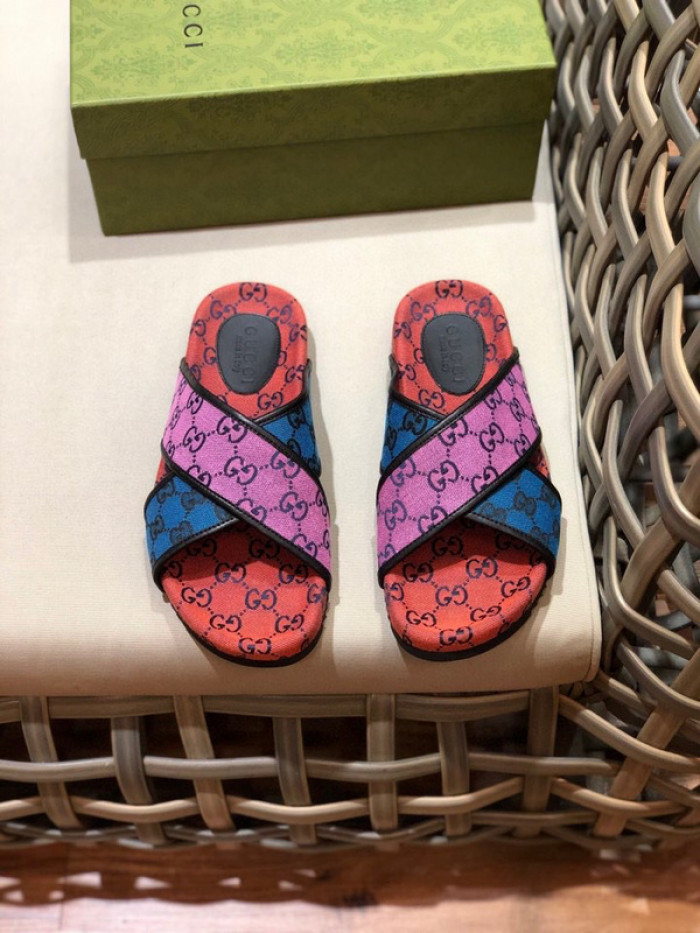 G*u*i* sandal138