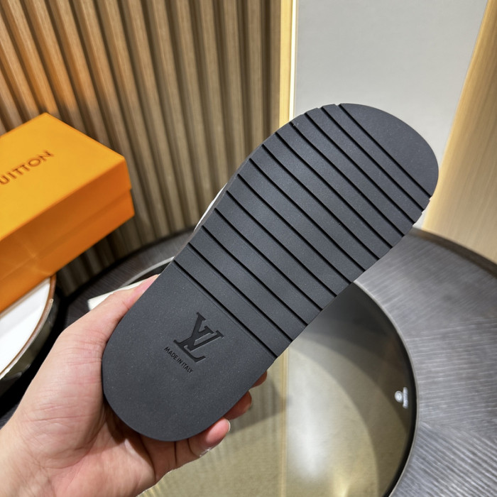 L&V sandal 192