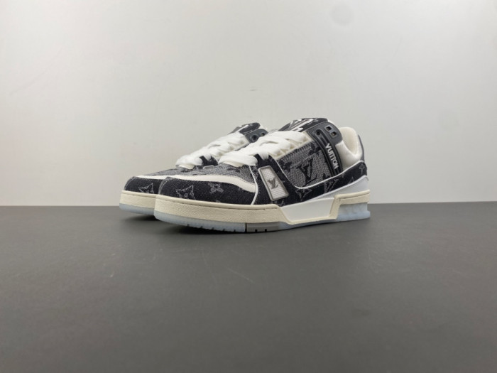 LV snekaers L0000597