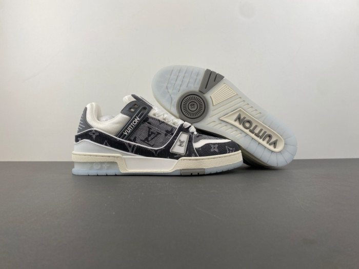 LV snekaers L0000597