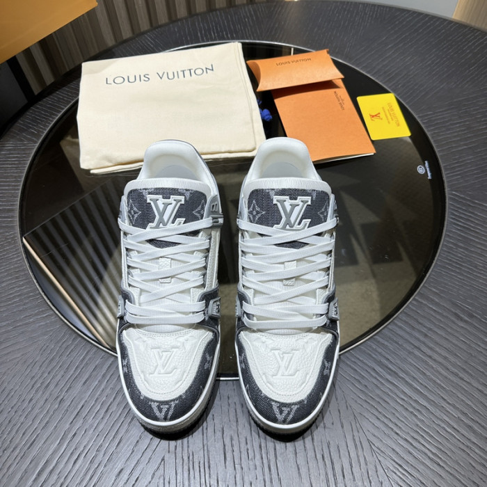 LV snekaers L0000441