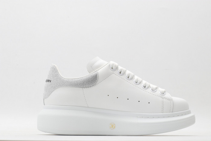 A1exa*der mcq110