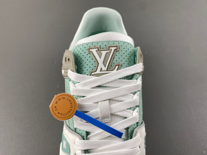 LV snekaers L0000663