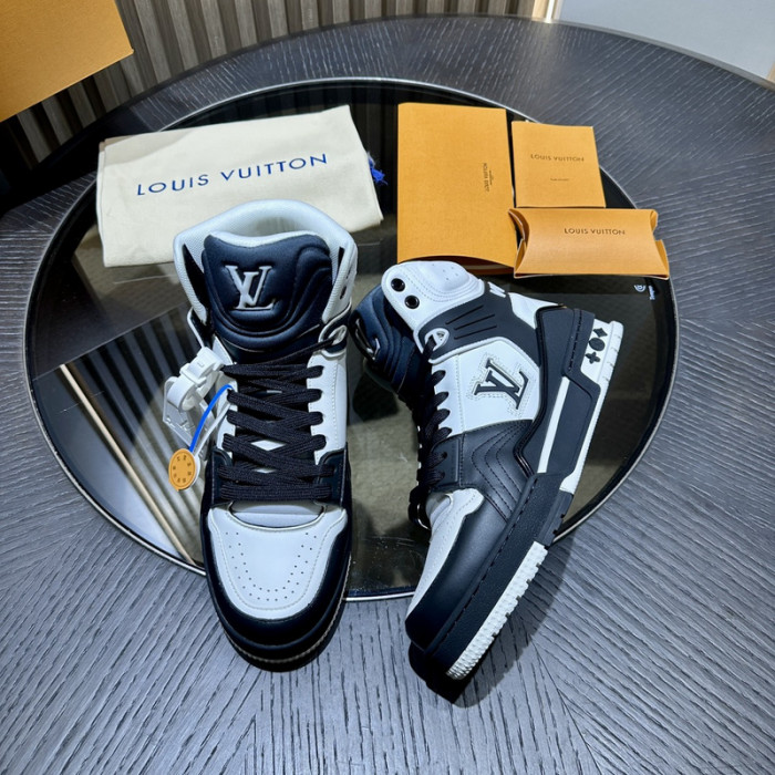 LV snekaers L0000470