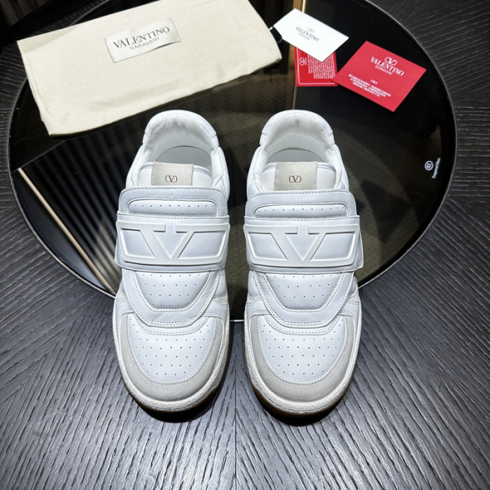 Va1e*ntin0 sneakers vt049