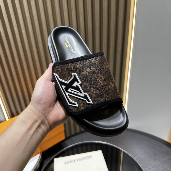 L&V sandal 173