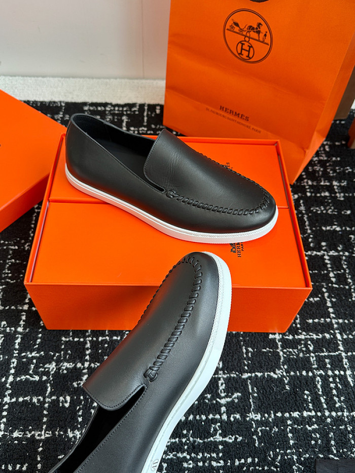 H**me5 loafers hm068
