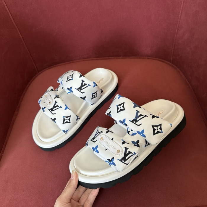 L&V sandal 138