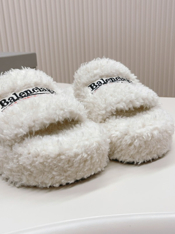 Balenciag* Sandal BS78