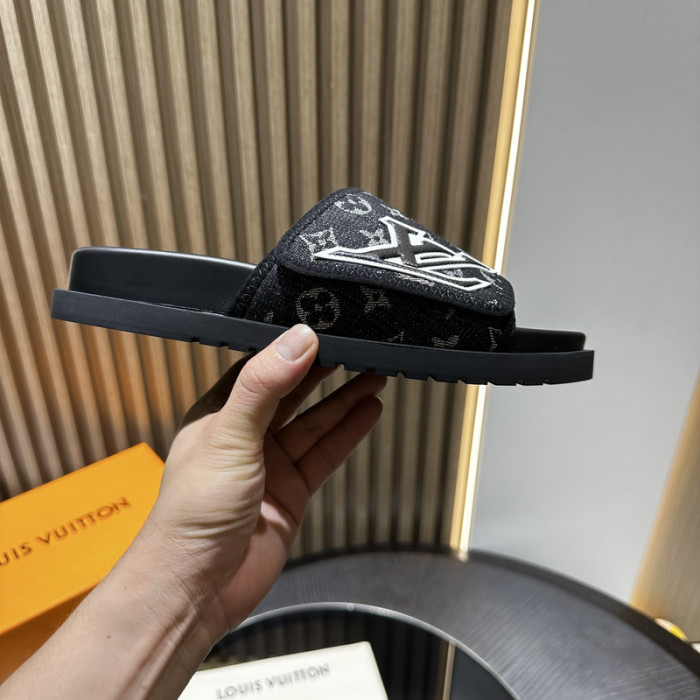 L&V sandal 170