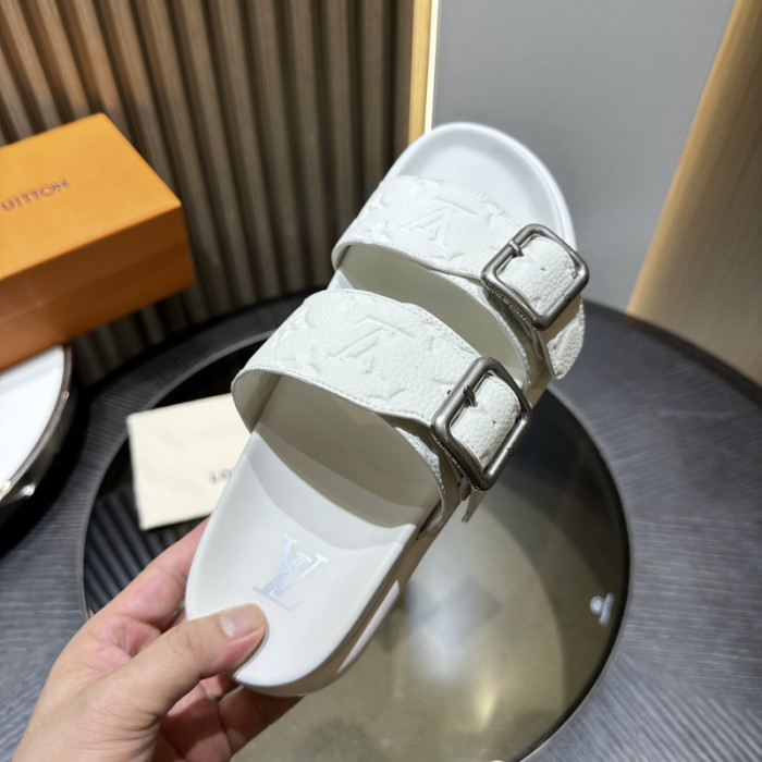 L&V sandal 217