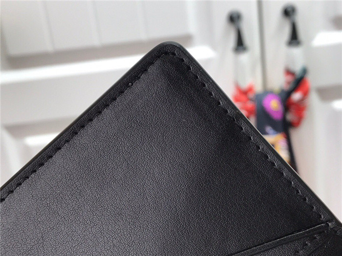 L&V WALLET WA04