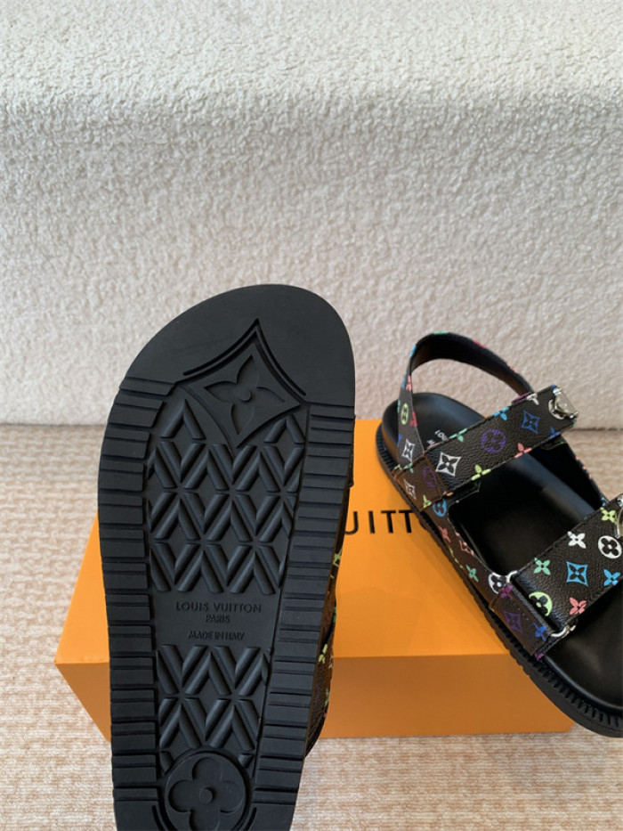 L&V sandal 206