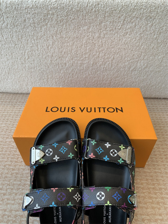 L&V sandal 206