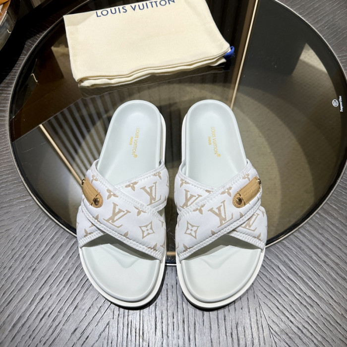 L&V sandal 157