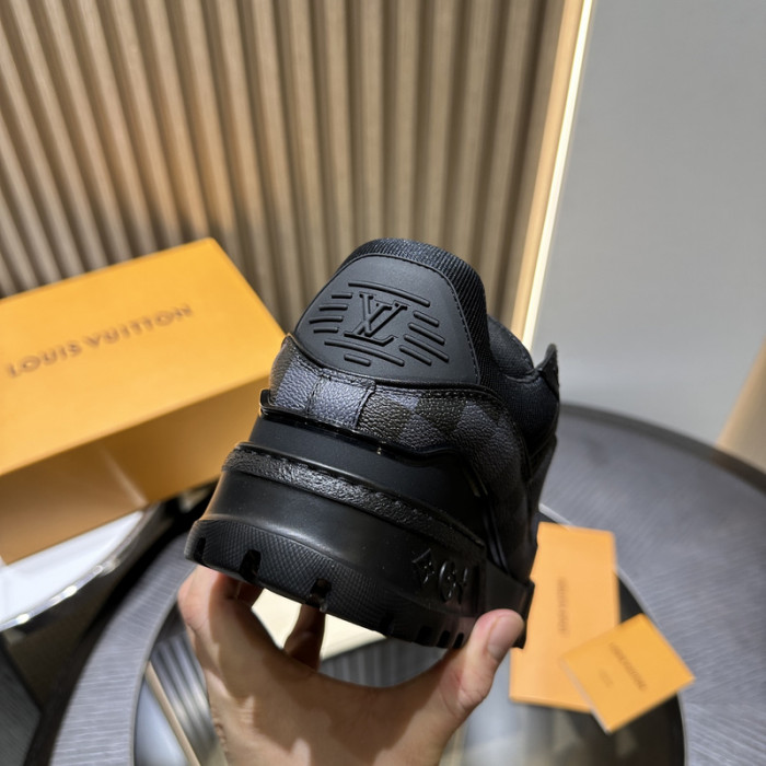 LV snekaers L0000546