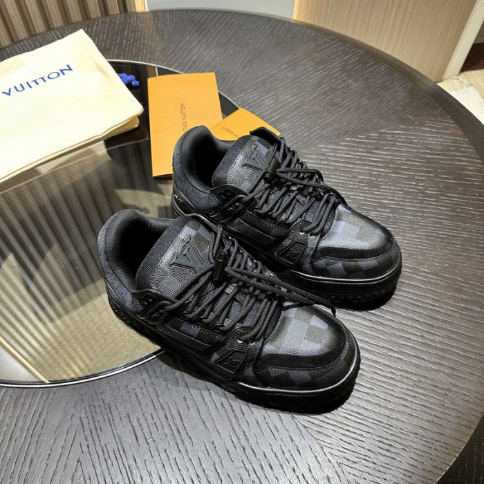 LV snekaers L0000546