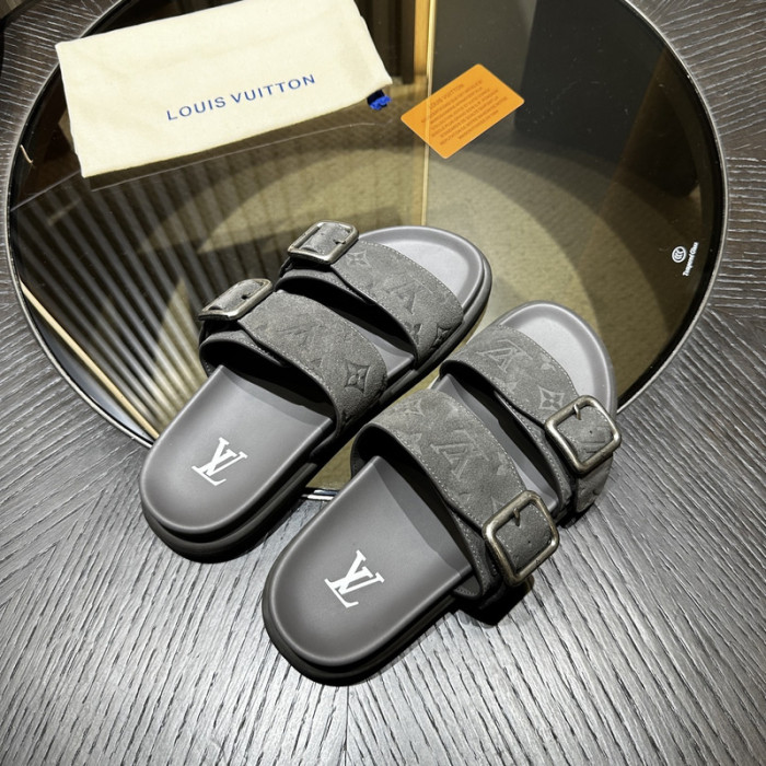 L&V sandal 220