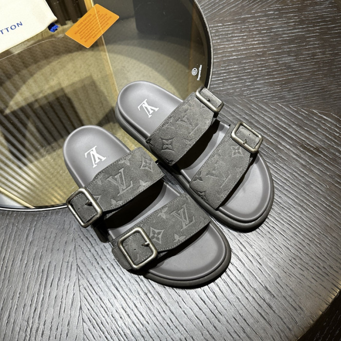 L&V sandal 220